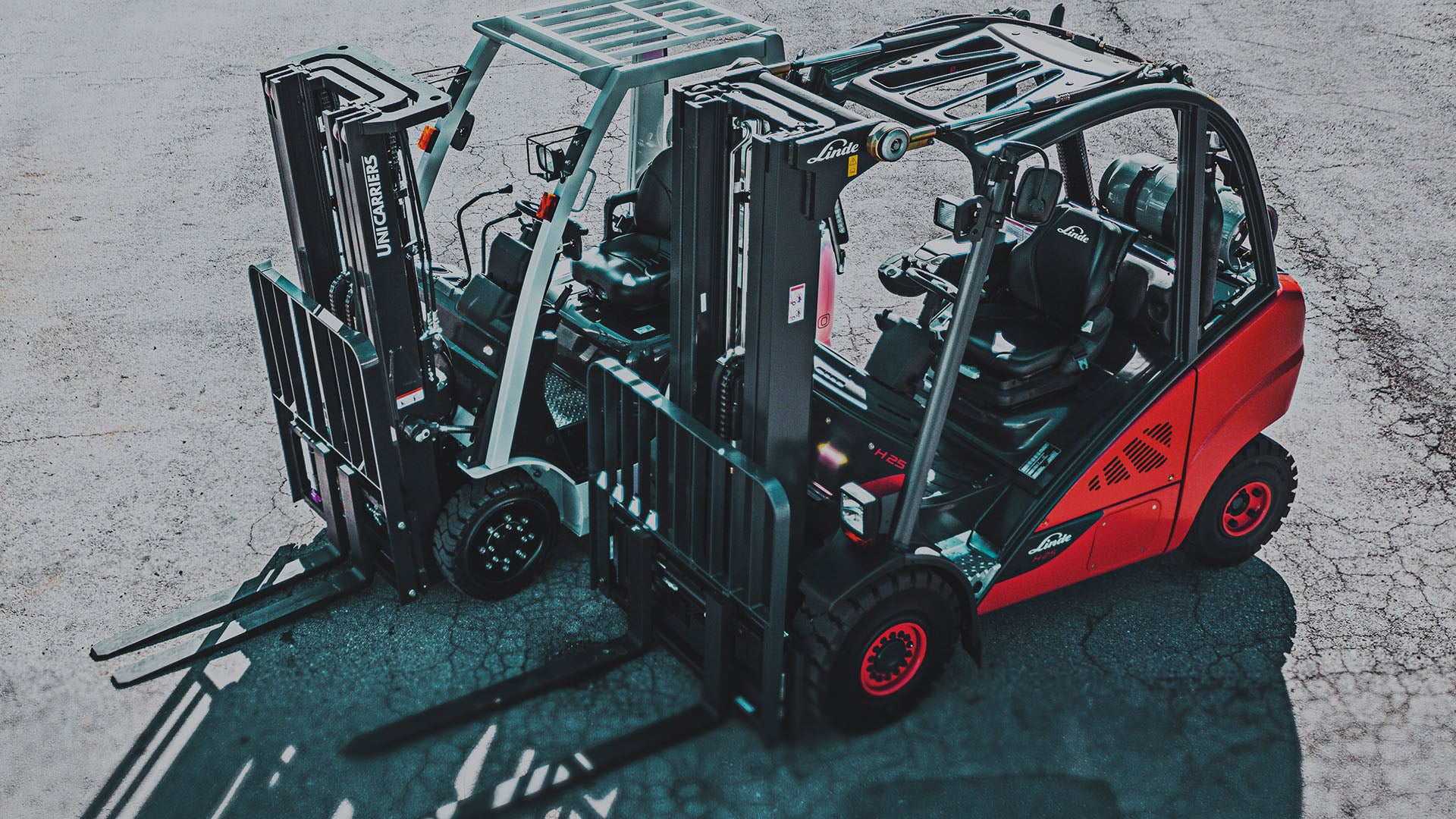 Forklifts & Pickers