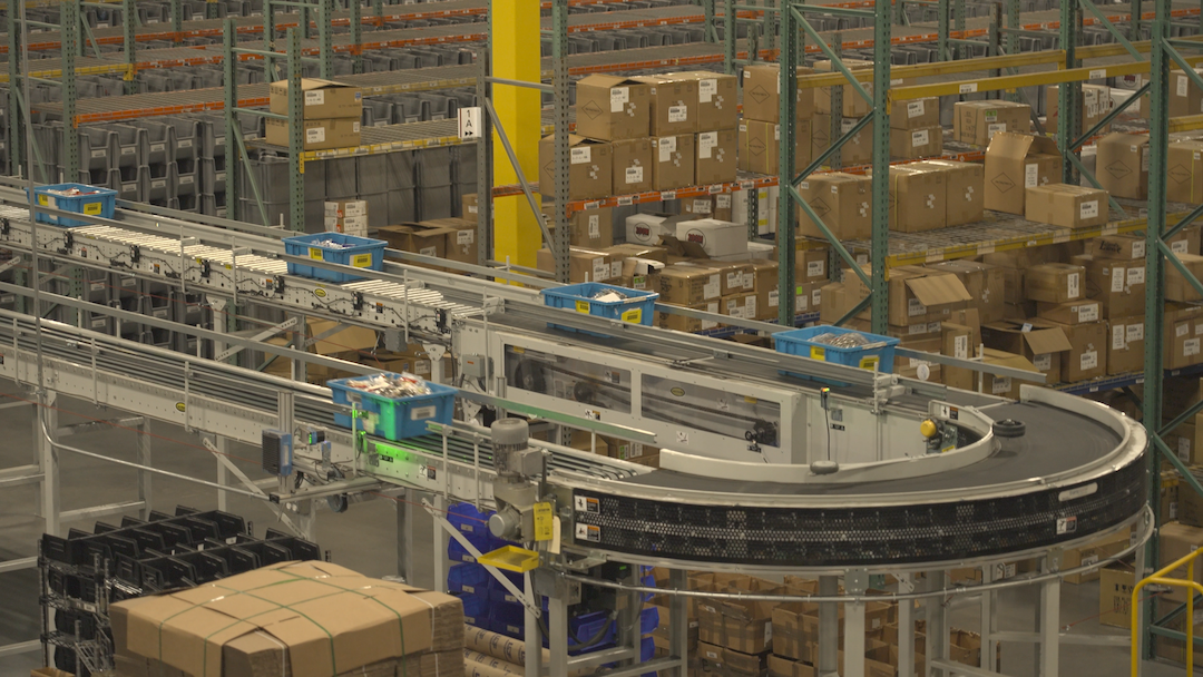 In-Motion Parcel Dimensioning and Sortation: How Modern Outbound Systems Work