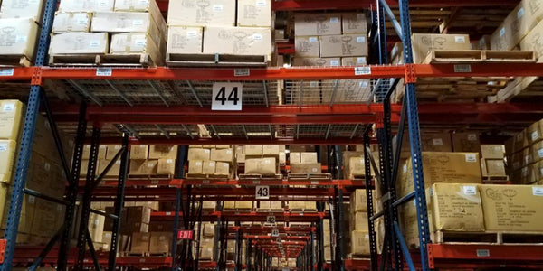 Very Narrow Aisle (VNA) vs. Double Deep Pallet Rack: Advantages and Di ...