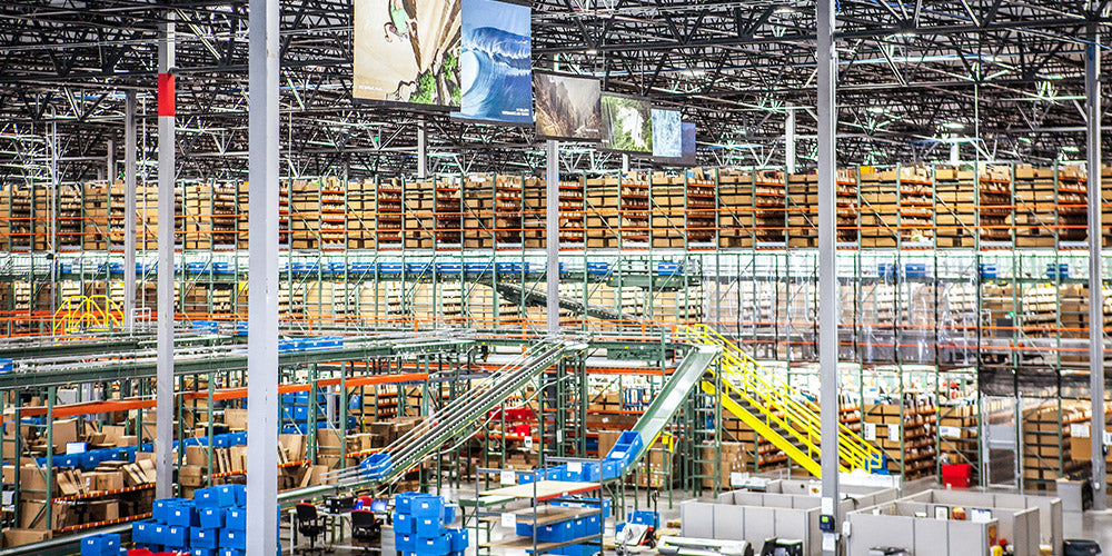 Warehouse Activities Get Help Via App for Black Friday