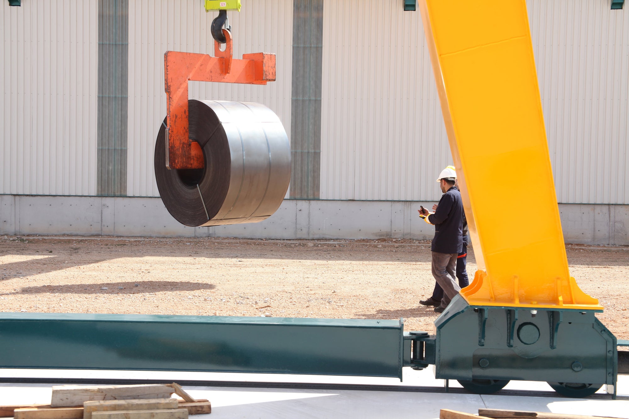 Overhead Crane Load Testing: Requirements, Standards, and How to Stay Compliant