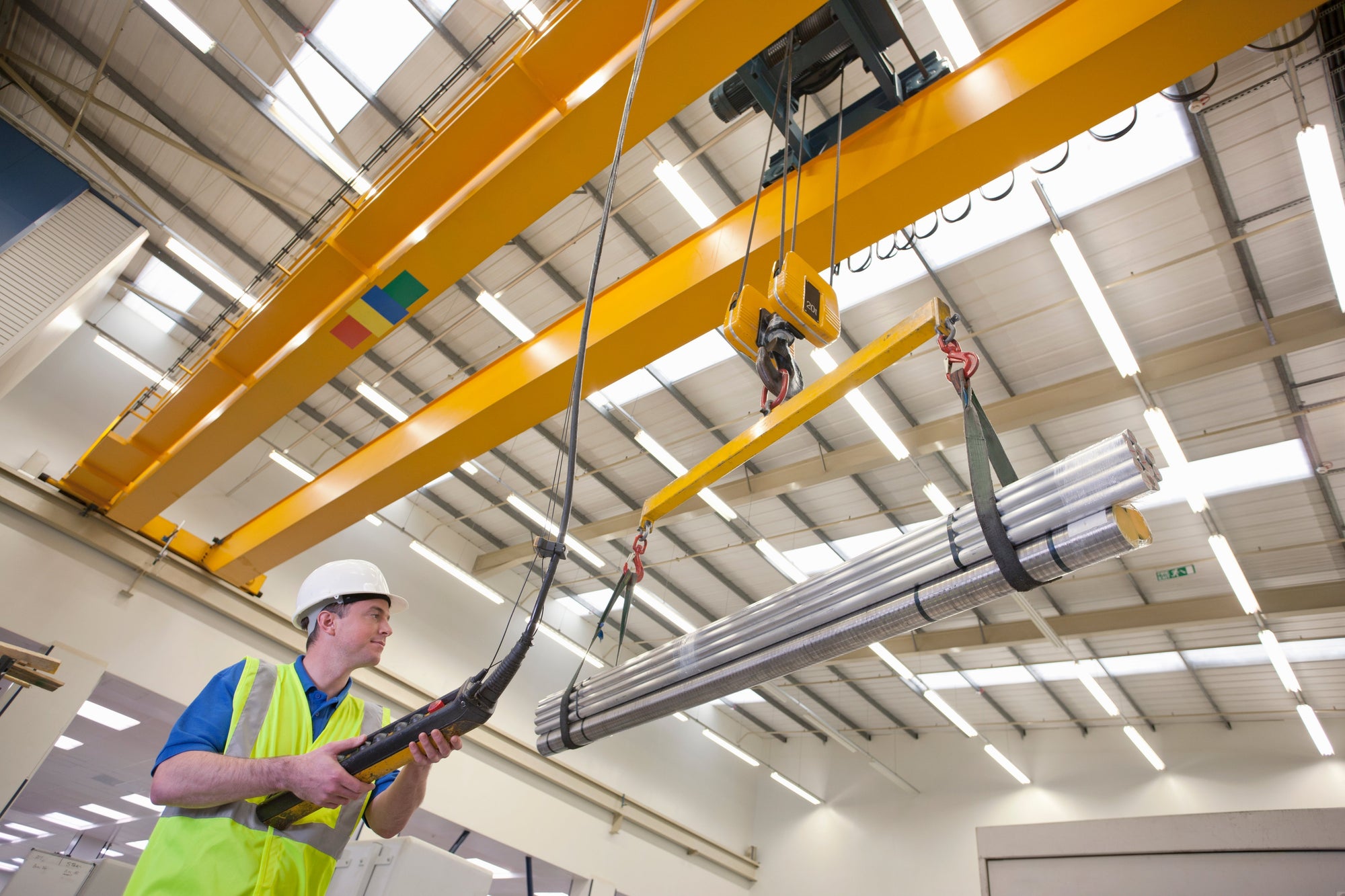 Variable Frequency Drives for Overhead Cranes: Costs, ROI, and Performance Benefits