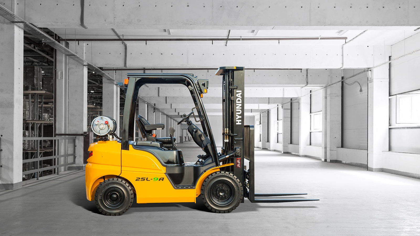 Pneumatic Forklifts